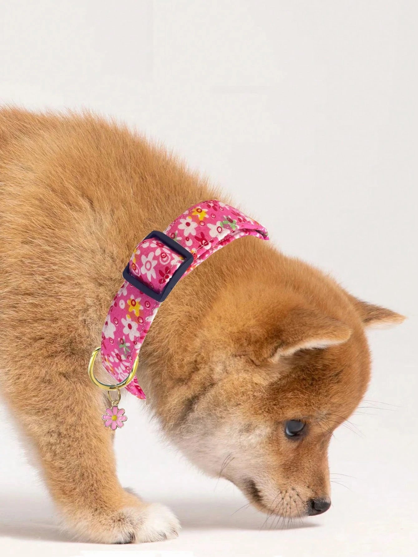 1PC Cute Flower Printed Adjustable Dog Collar with Decorative Pendant, Floral Pet Collar for Small, Medium & Large Dogs, Comfortable Adjustable Puppy Collar in Red, Pink, Purple & Blue