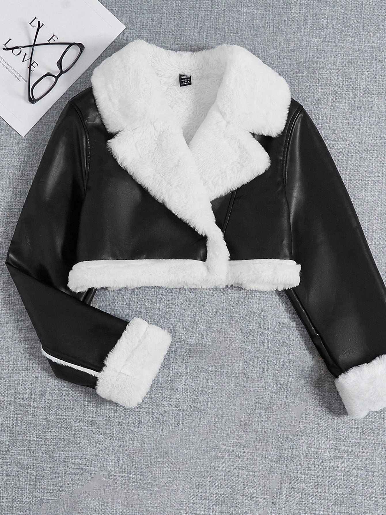 Women’s Contrast Faux Leather Sleeve Jacket – Casual Loose Fit Zipper Winter Coat with Pockets