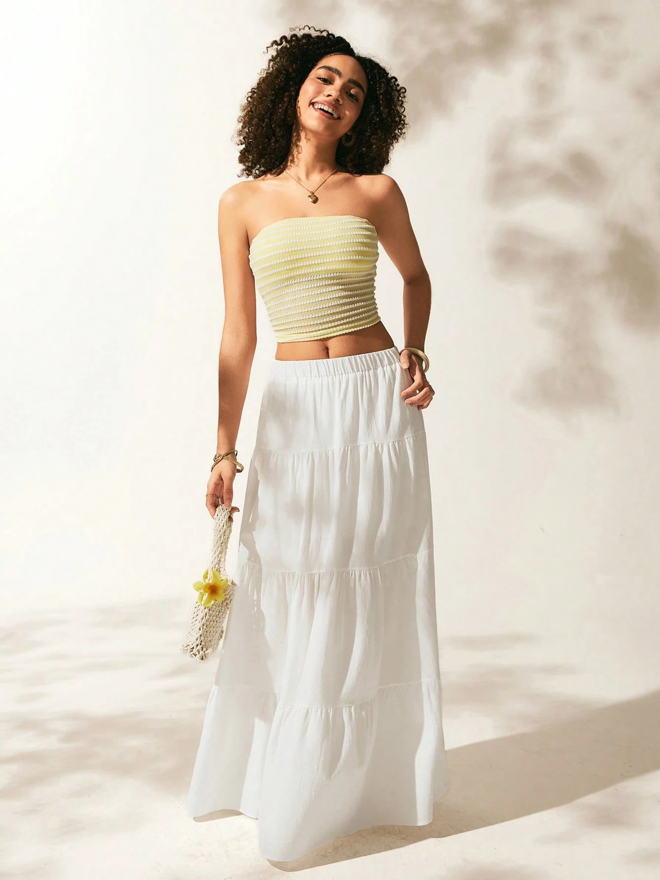 Women’s Ruffle Hem Skirt – Casual Elastic Waist Flowy Mini Skirt for Everyday Wear