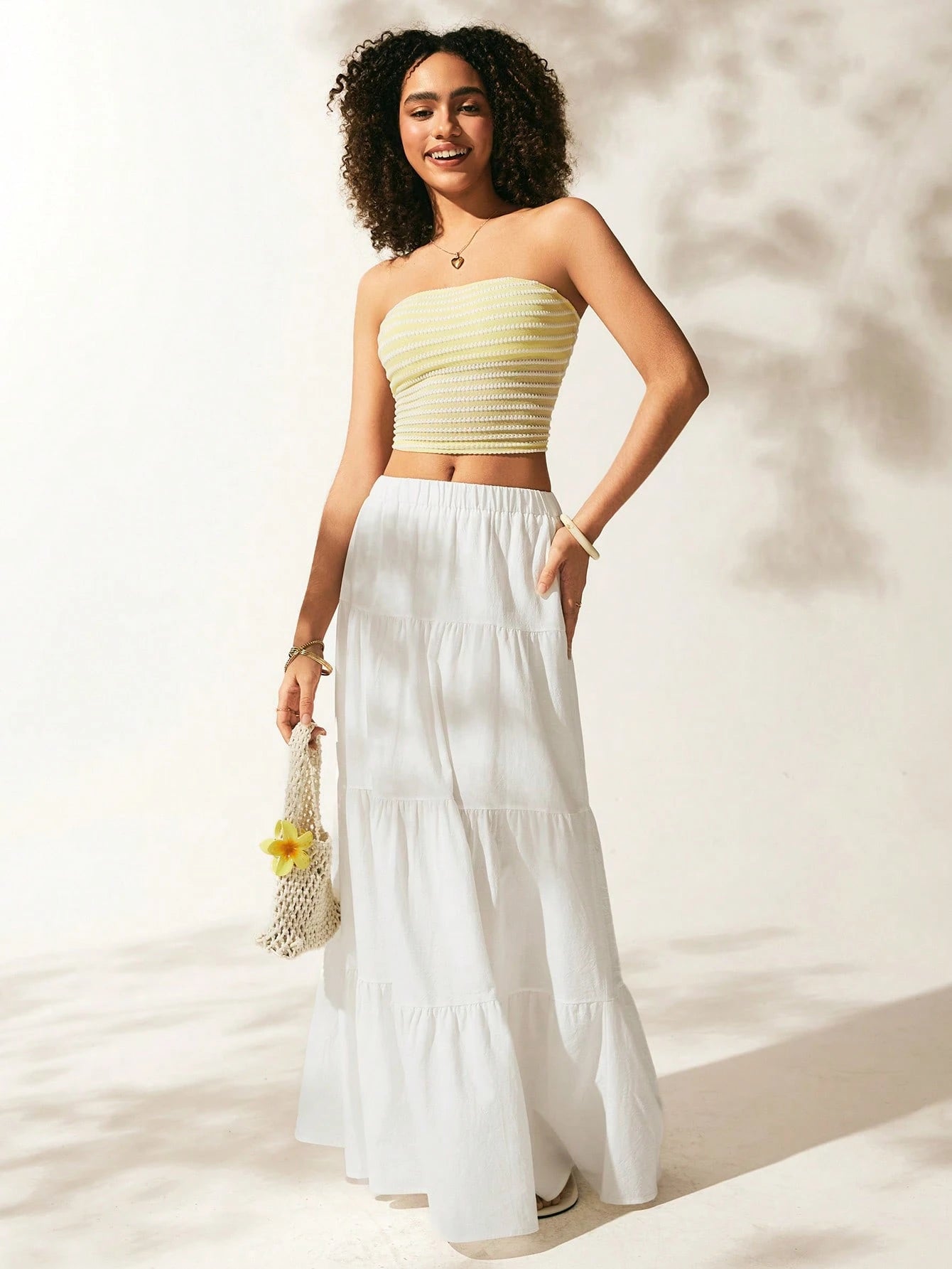 Women’s Ruffle Hem Skirt – Casual Elastic Waist Flowy Mini Skirt for Everyday Wear