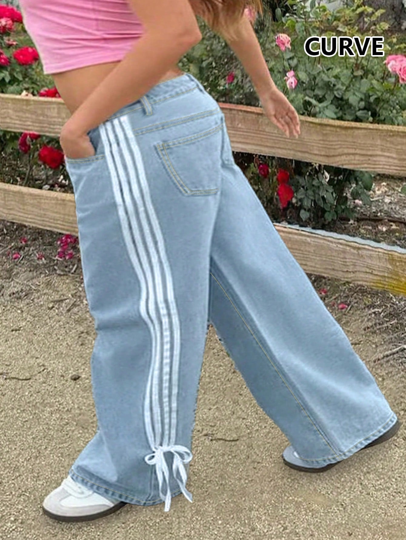Plus Size Women’s Bow Ribbon Straight Leg Jeans – Mid Waist Elastic Casual Loose Denim Pants (All Seasons)