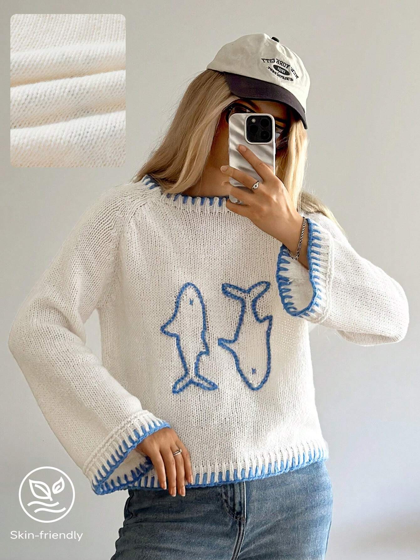 Women’s White & Blue Graphic Knit Sweater – Crew Neck Long Sleeve Casual Fall/Winter Pullover