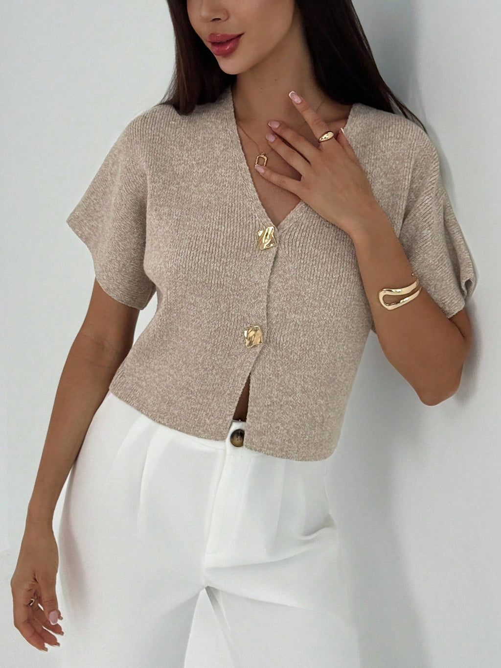Women’s Minimalist Deep V-Neck Cardigan – Short Sleeve Double-Button Cinched Waist Fitted Top