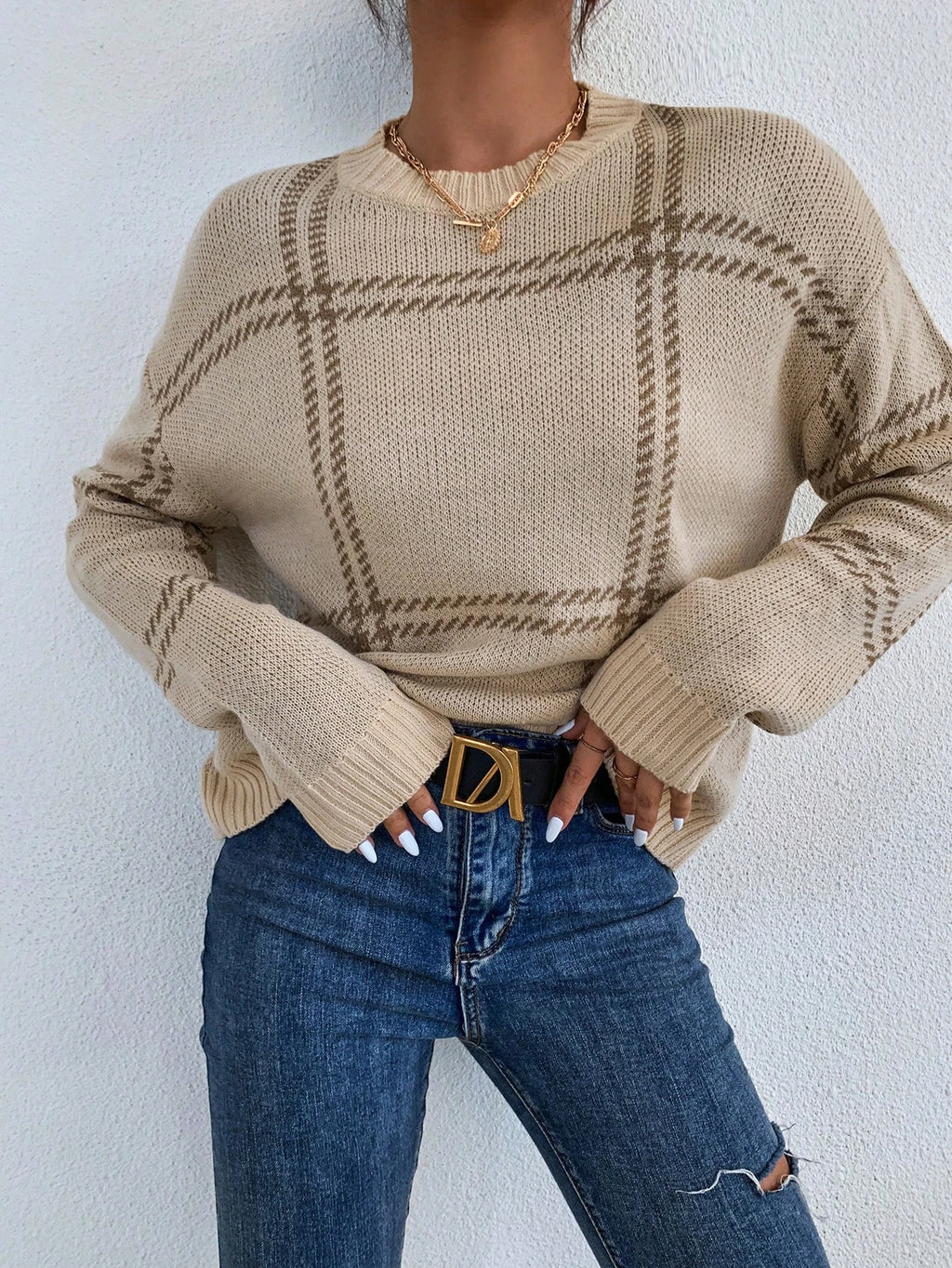 Women’s Plaid Drop Shoulder Sweater – Crew Neck Long Sleeve Casual Pullover Knit Top