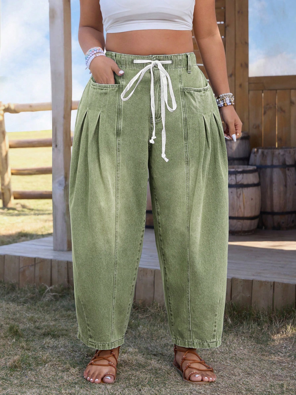 Plus Size Women’s Barrel Jeans – Western Style High Waist Loose Fit Denim Pants