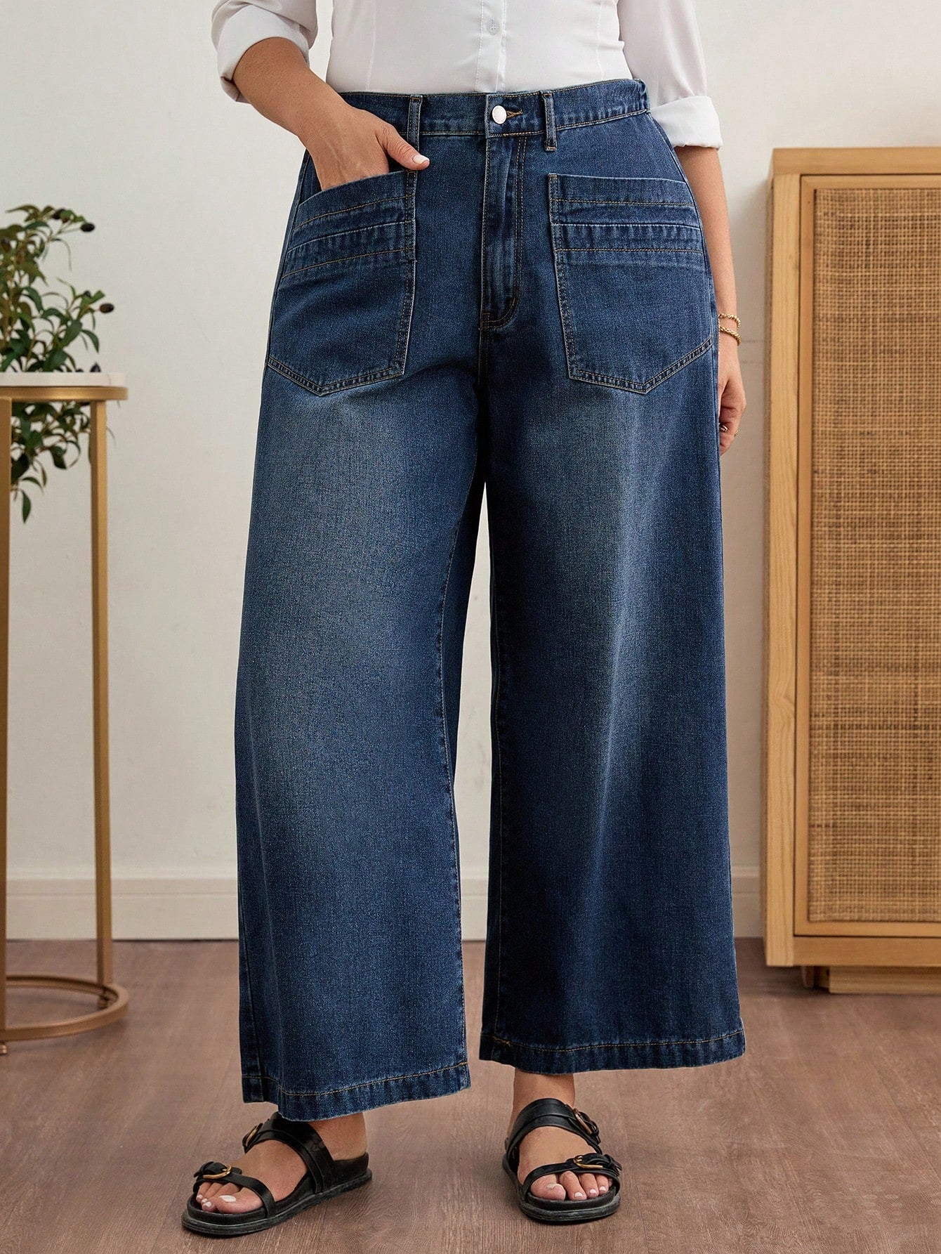Plus Size Women’s Wide Leg Jeans – Loose Fit Casual Denim Pants with Pockets