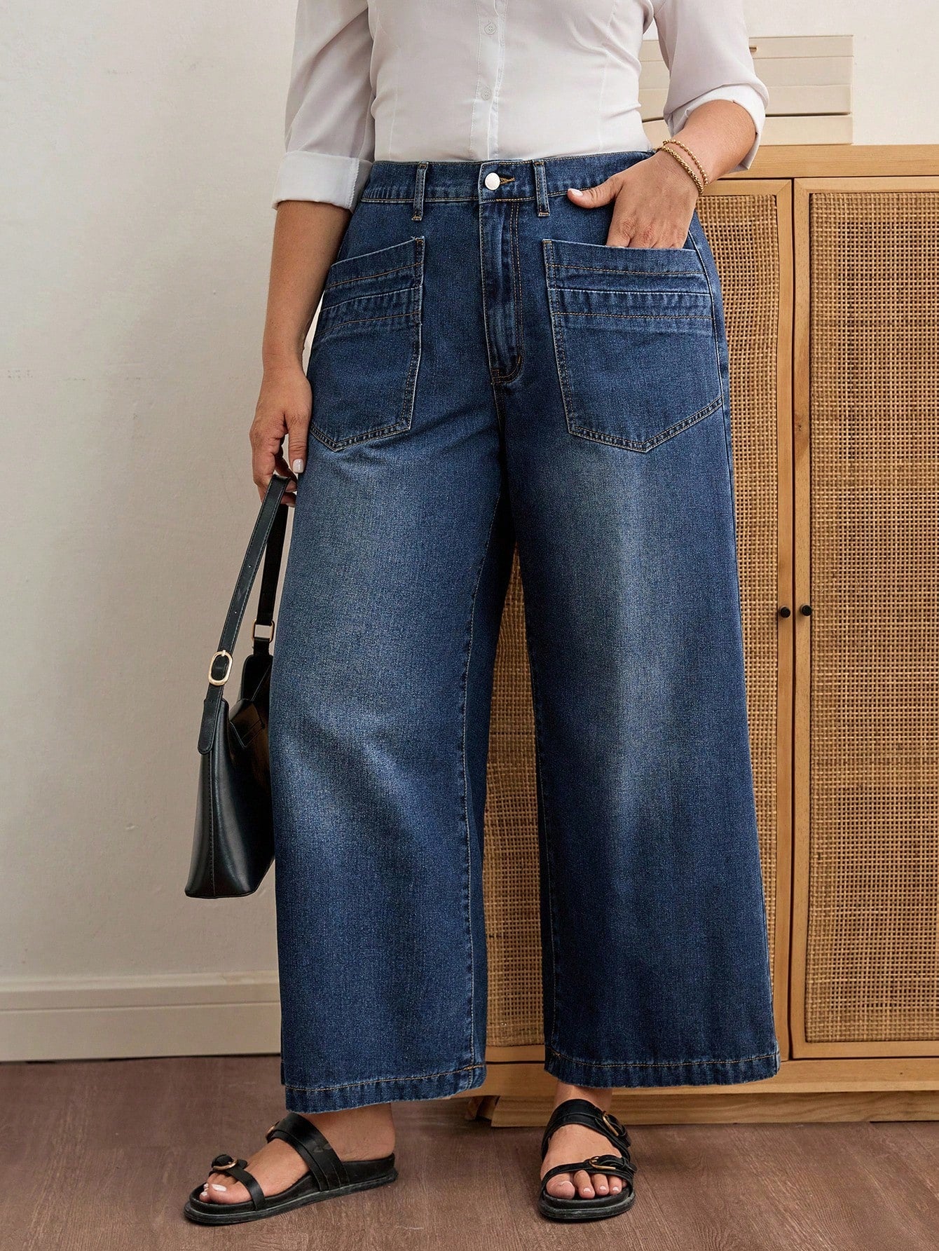 Plus Size Women’s Wide Leg Jeans – Loose Fit Casual Denim Pants with Pockets