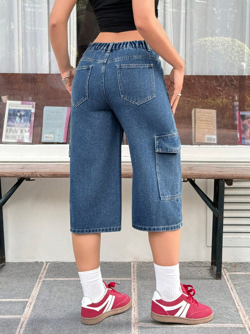 Women’s Washed Straight Leg Cargo Capri Jeans – Casual Y2K Utility Denim Pants