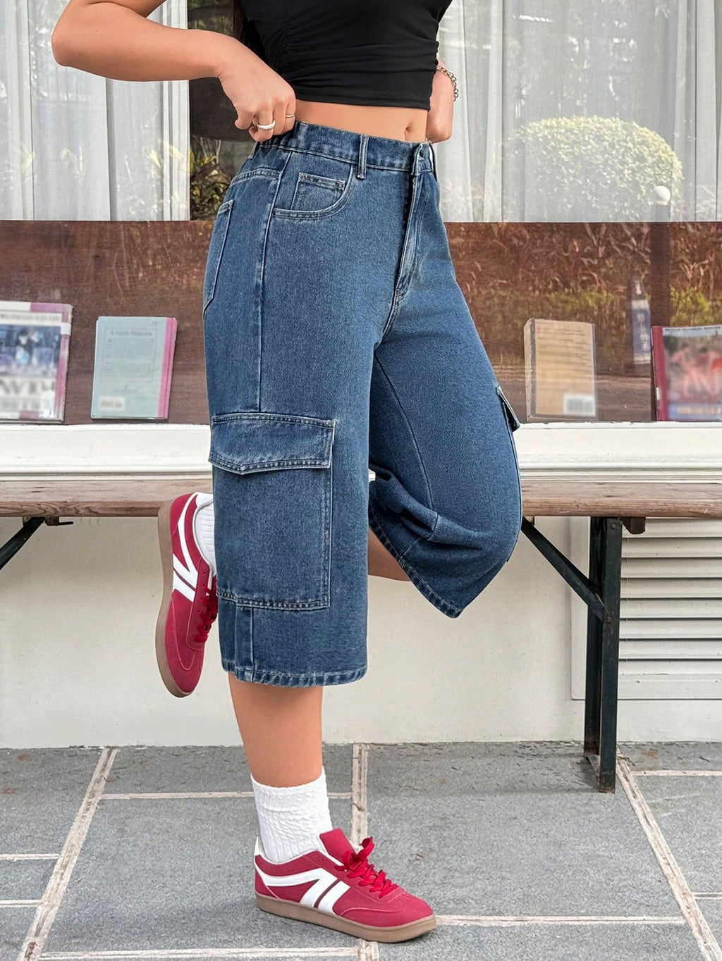 Women’s Washed Straight Leg Cargo Capri Jeans – Casual Y2K Utility Denim Pants