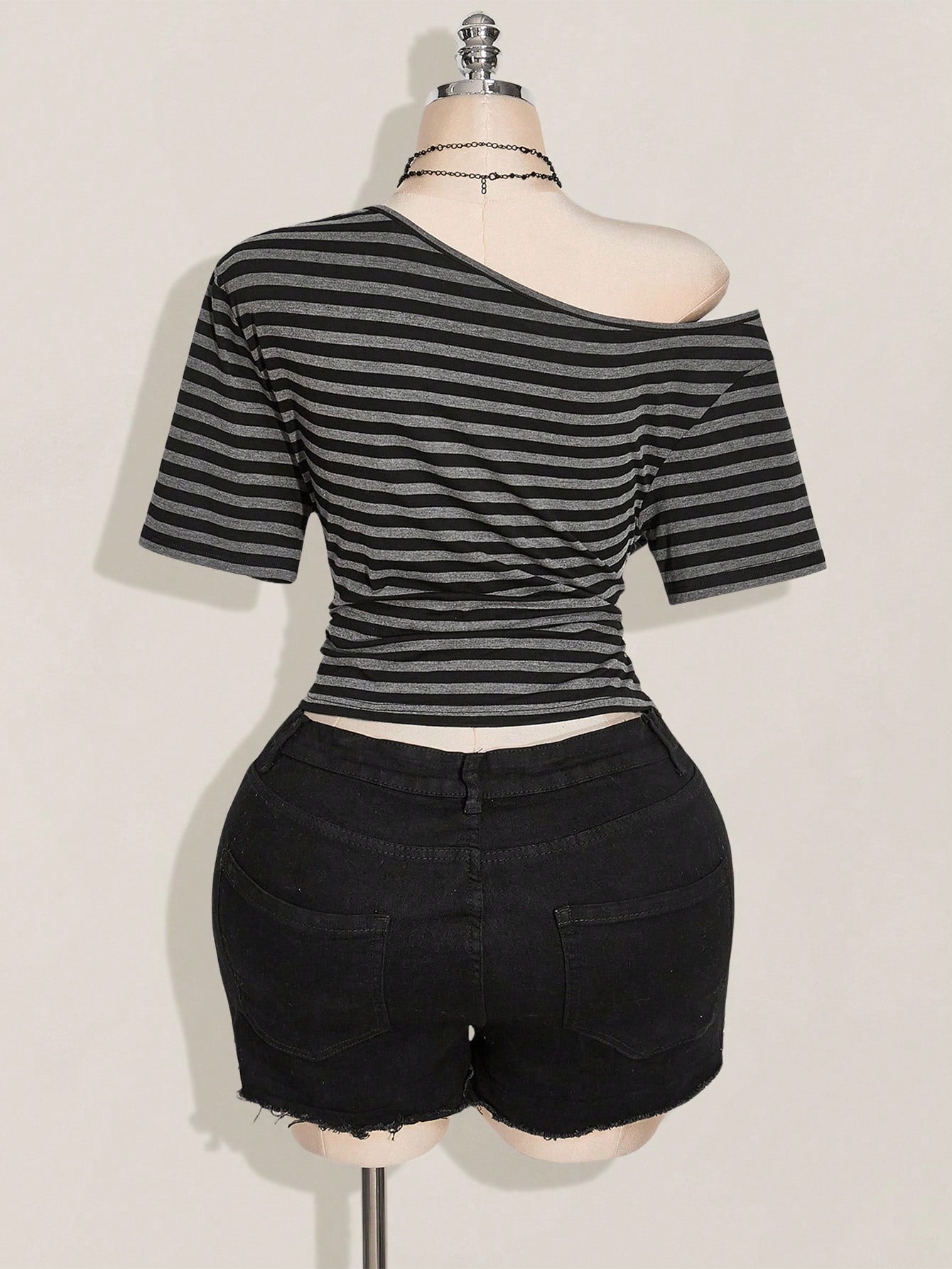 SHEIN ICON Plus Size Y2K Off Shoulder Striped Crop Top – Black & Grey Knit Casual Tee for Women
