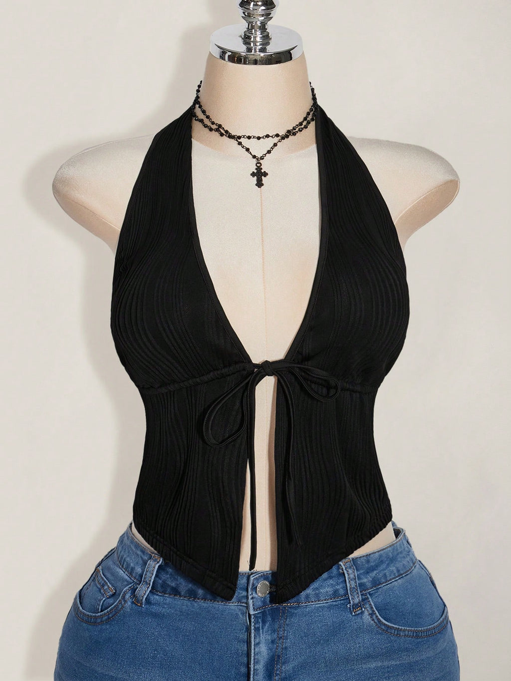 Plus Size Black Halter Bow Top – Y2K Backless Front Tie Knit Top for Women