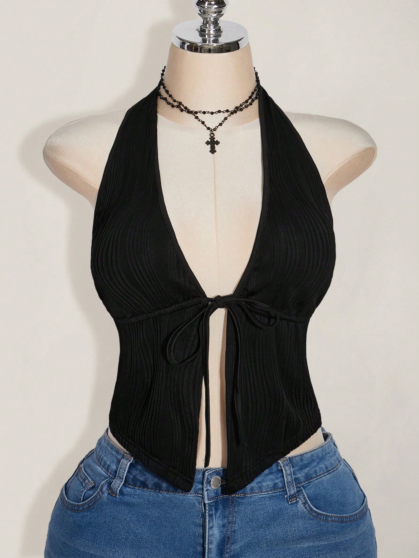 Plus Size Black Halter Bow Top – Y2K Backless Front Tie Knit Top for Women