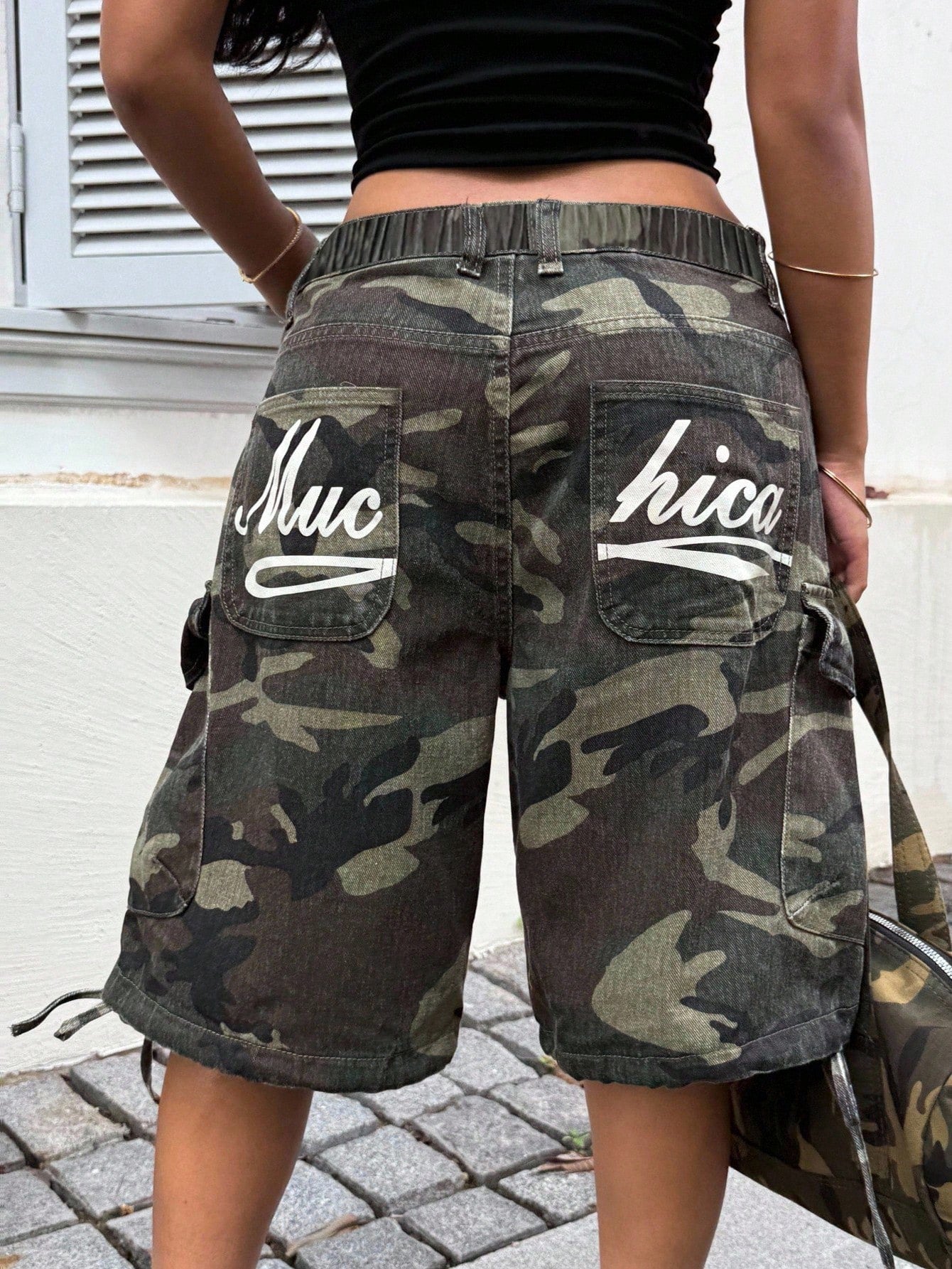 SHEIN ICON Plus Size Camo Print Cargo Denim Shorts – High Waist Casual Y2K Streetwear Shorts for Women