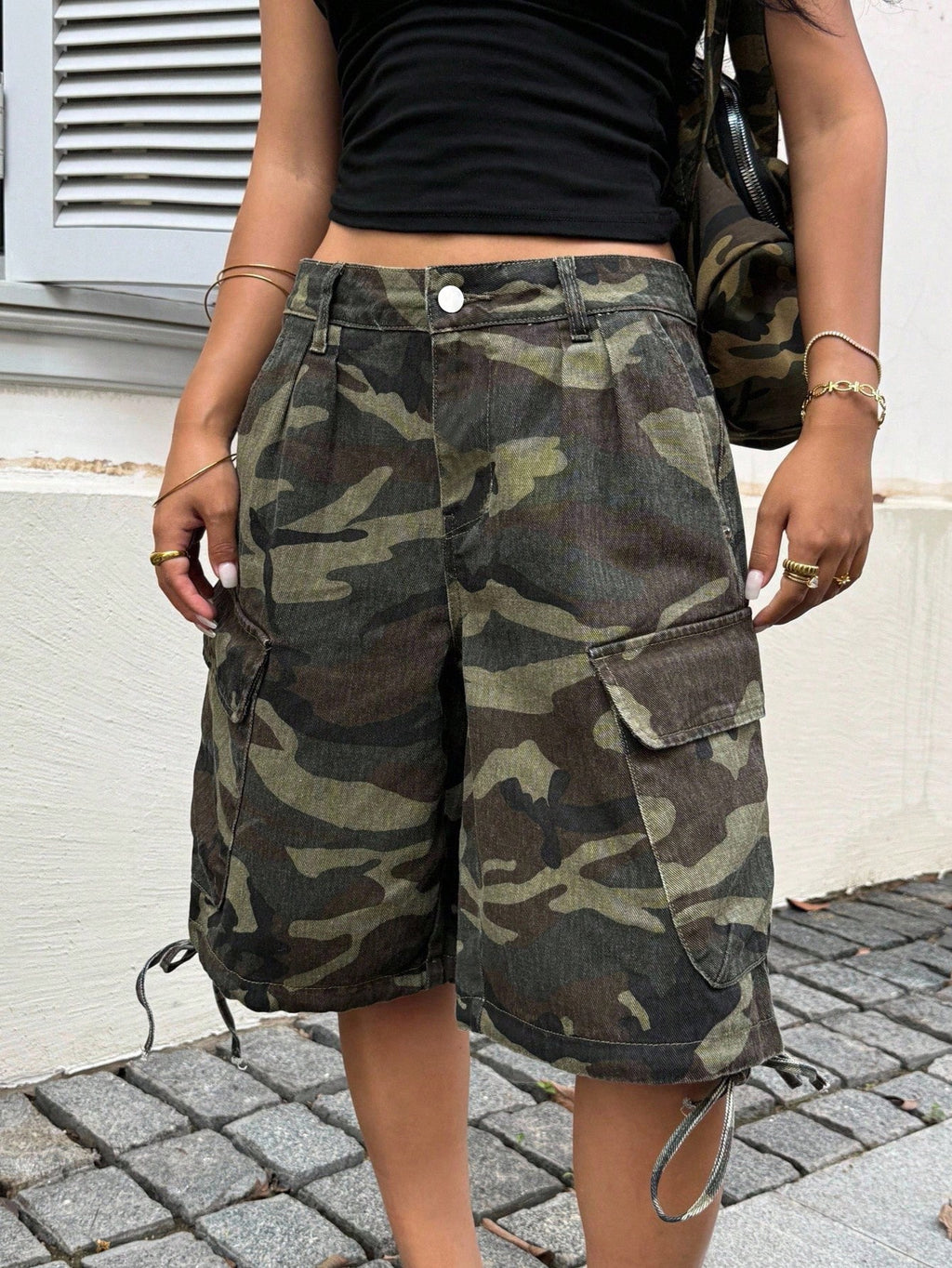SHEIN ICON Plus Size Camo Print Cargo Denim Shorts – High Waist Casual Y2K Streetwear Shorts for Women