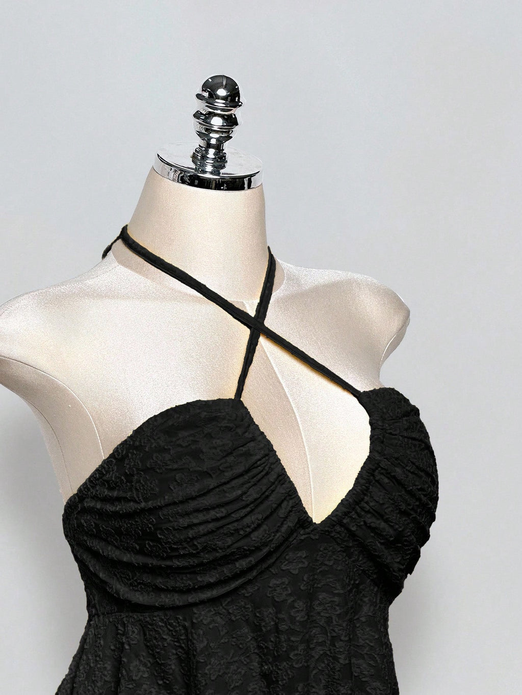 Plus Size Y2K Criss-Cross Halter Crop Top – Backless Knit Jacquard Babydoll Summer Top for Women