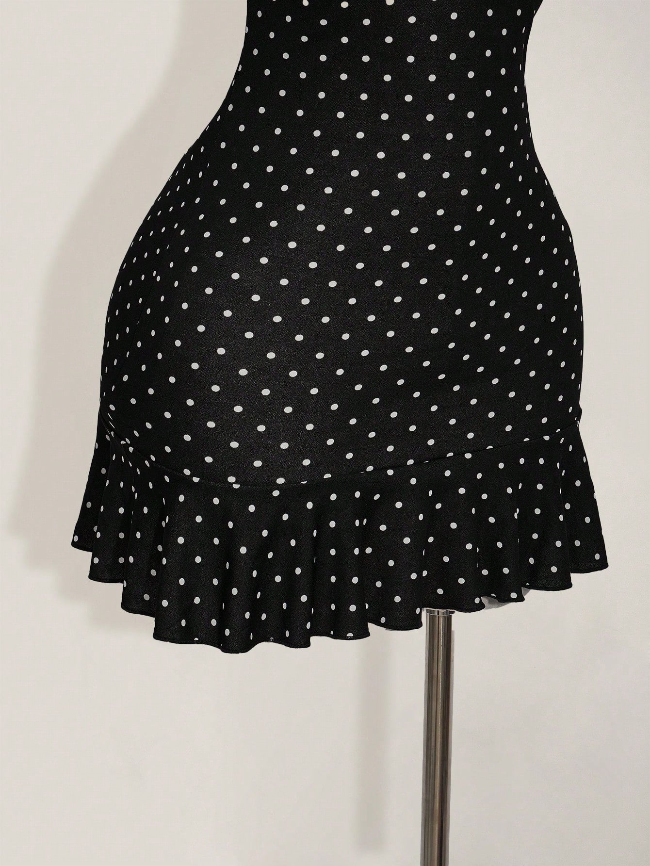 Plus Size Vintage Polka Dot Mini Dress – Deep V-Neck Casual Vacation Summer Dress