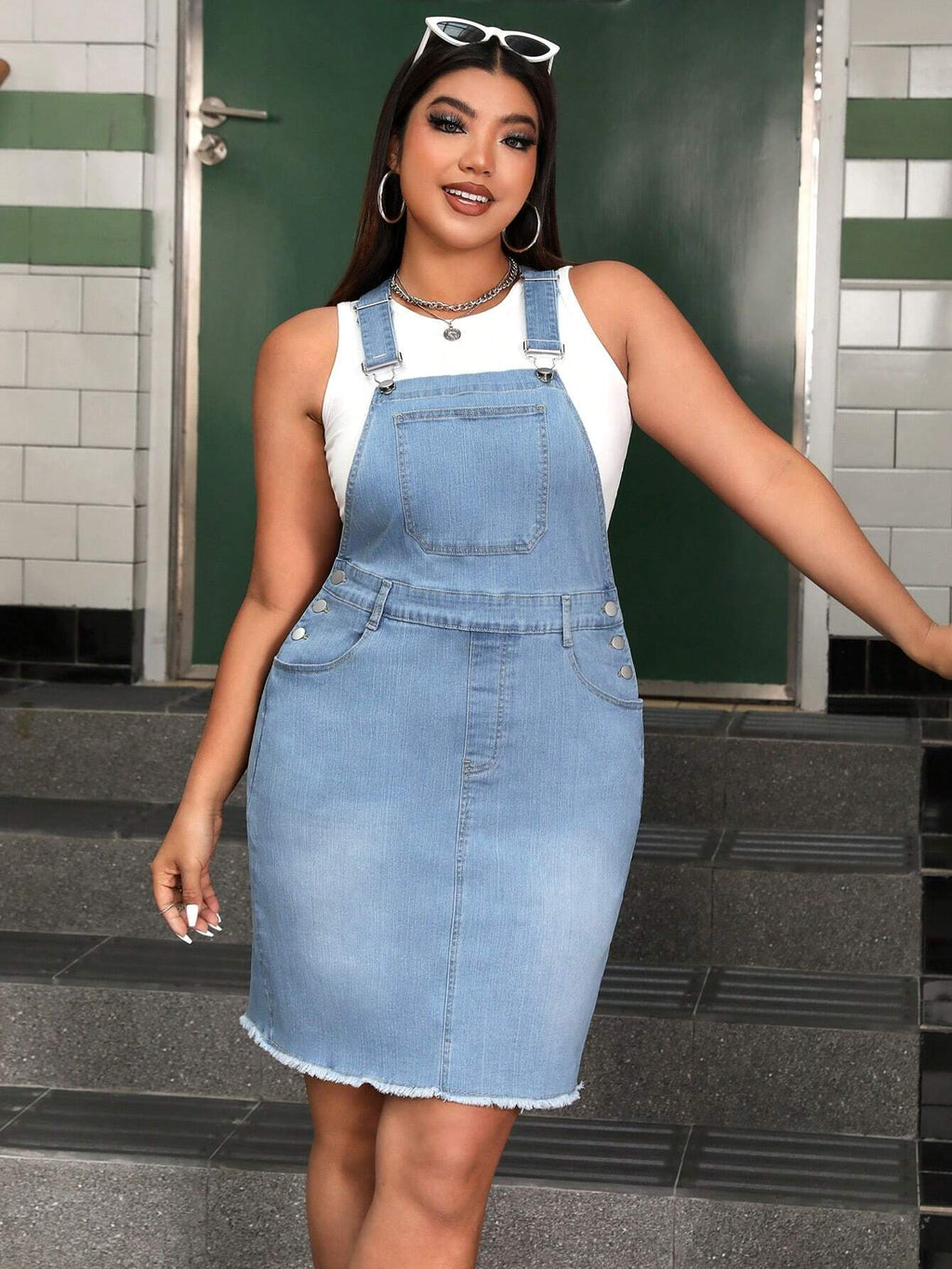 Plus Size Denim Pinafore Dress – Fringed Hem Milkmaid Fitted Sundress for Women (Festival & Autumn Outfit)