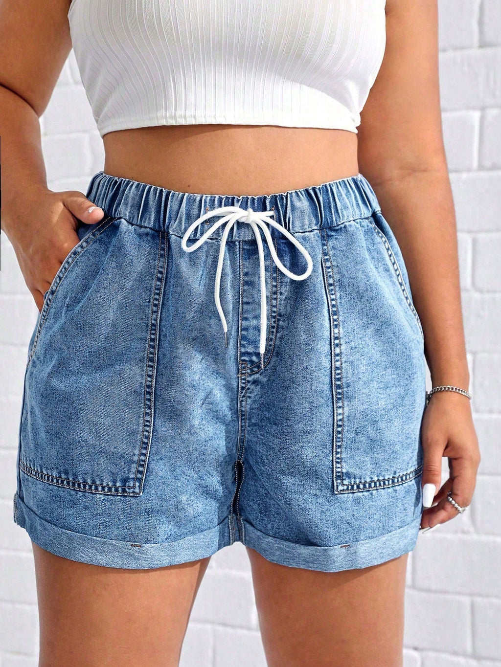 Breezaya Plus Size Floral Print Drawstring Waist Denim Shorts for Women – Casual Summer Comfort Shorts