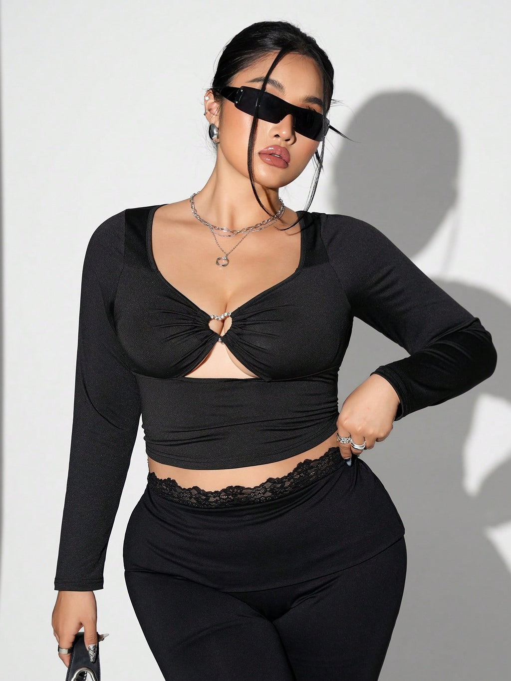 Plus Size Black Mesh Cutout Long Sleeve Top – Heart Rhinestone Slim Fit Y2K Shirt for Women