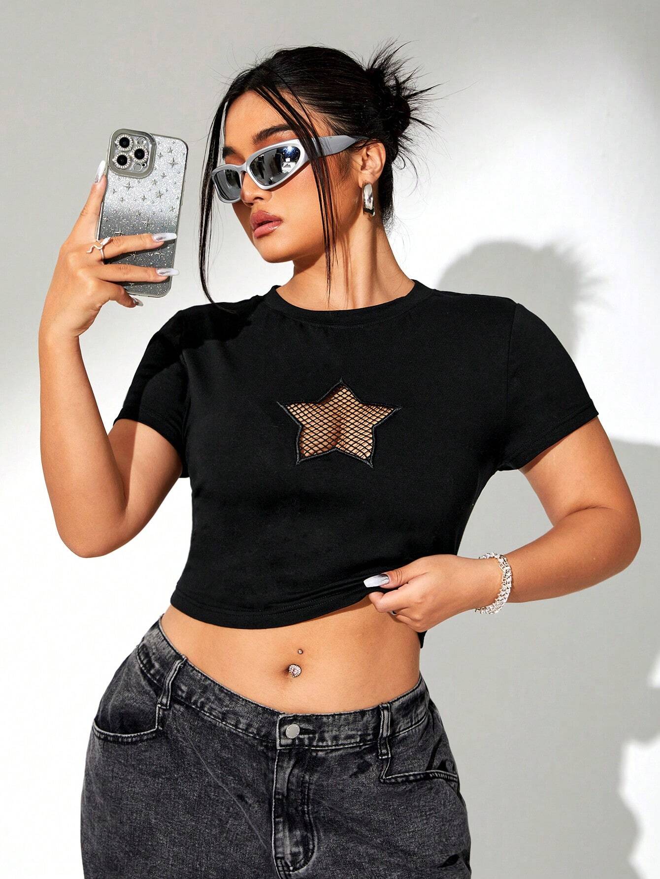 SHEIN ICON Plus Size Hollow Out Star Pattern Cropped T-Shirt – Trendy Summer Streetwear Top for Women