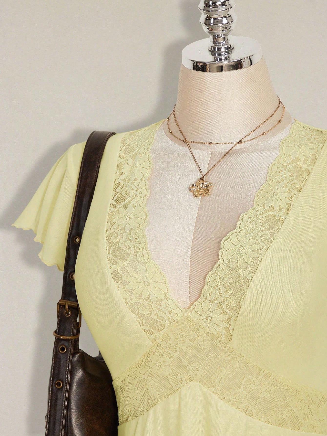 Plus Size Yellow Lace Trim Mesh Dress – Retro Ruffle Sleeve Beach Vacation Dress for Women
