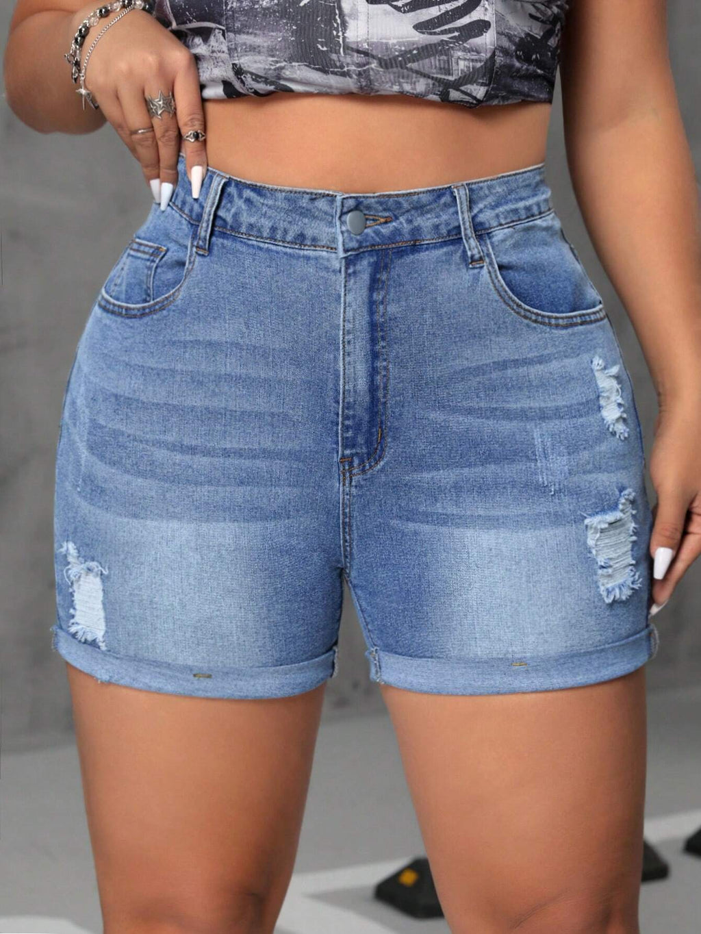 Plus Size Ripped Denim Shorts – Casual Y2K Summer Jean Shorts for Women