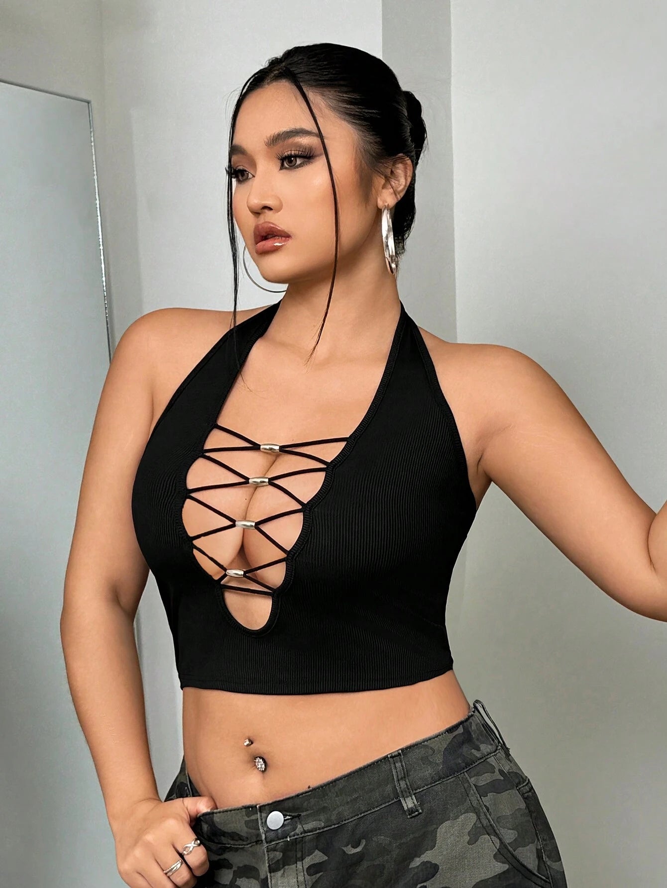 Plus Size Deep V-Neck Beaded Tank Top – Slim Fit Y2K Summer Camisole for Women