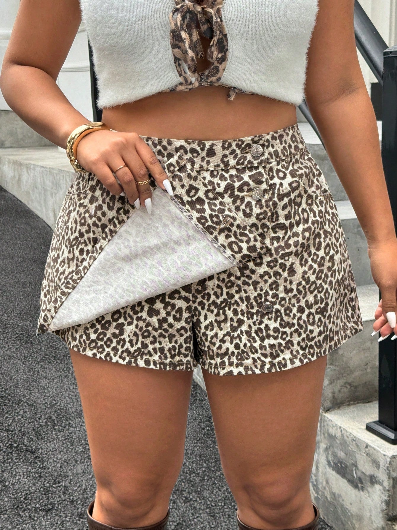 SHEIN ICON Plus Size Leopard Print Denim Skort – Casual Front Panel Y2K Streetwear Mini Skirt Shorts for Women