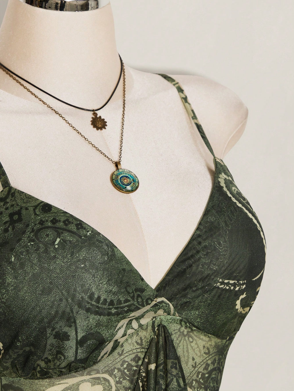 Plus Size Paisley Print Ruffle Trim Camisole – Blue Green Boho Y2K Top for Women