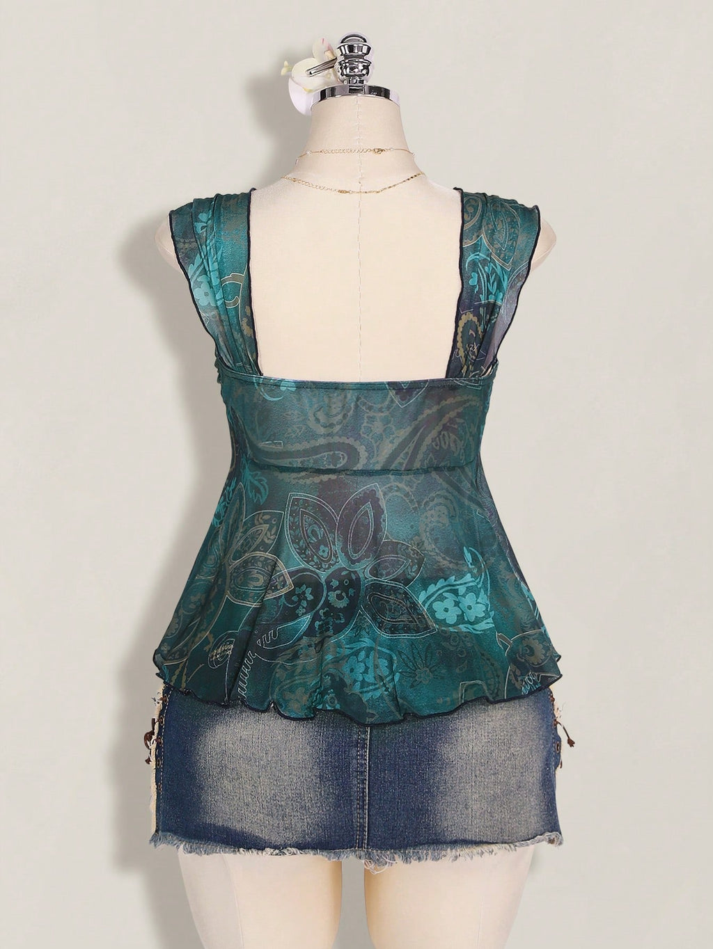 Plus Size Asymmetrical Mesh Hem Camisole – Y2K Sheer Rave Tank Top for Women