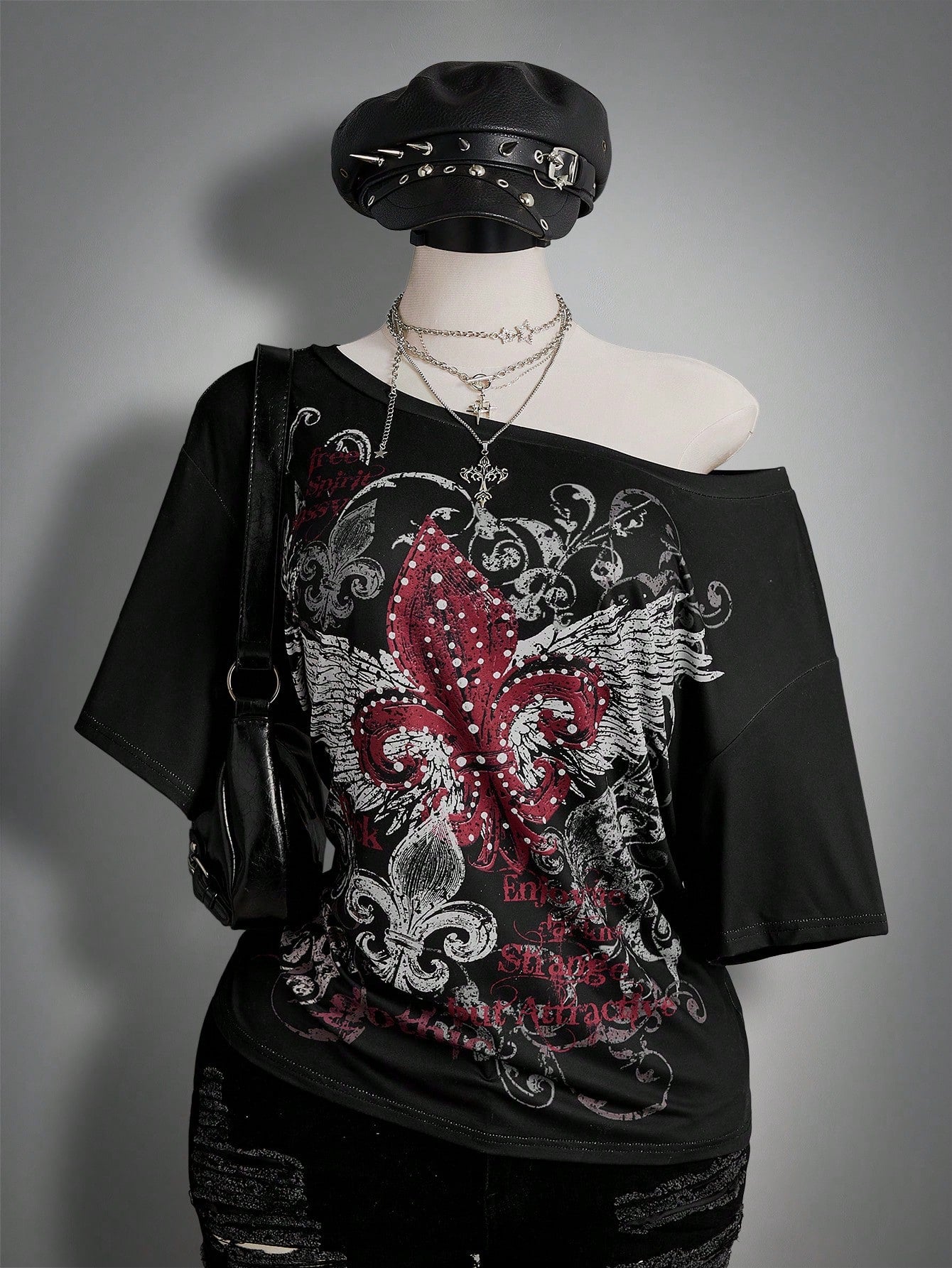 Plus Size Grunge Cross Print T-Shirt – Y2K Asymmetrical Shoulder Casual Top for Women