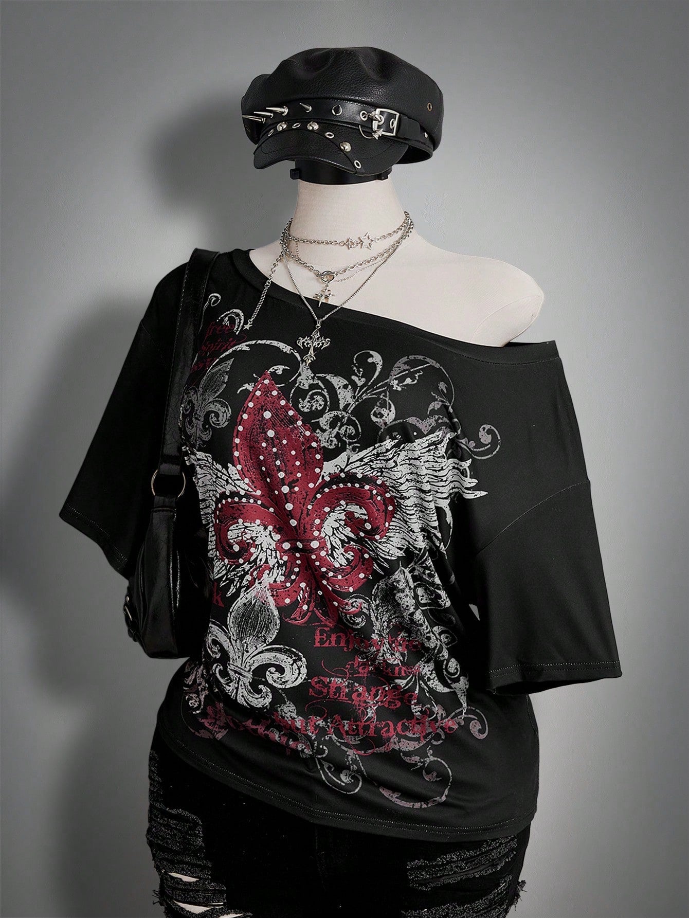 Plus Size Grunge Cross Print T-Shirt – Y2K Asymmetrical Shoulder Casual Top for Women