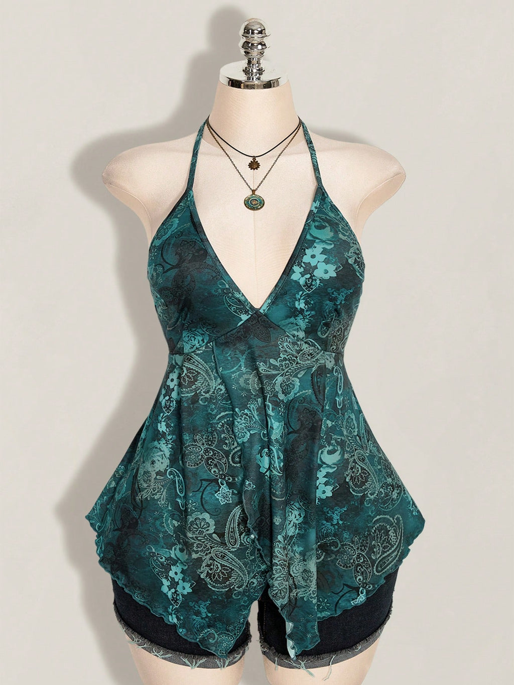 Plus Size Y2K Printed Halter Babydoll Top – Backless Boho Beach Vacation Top for Women
