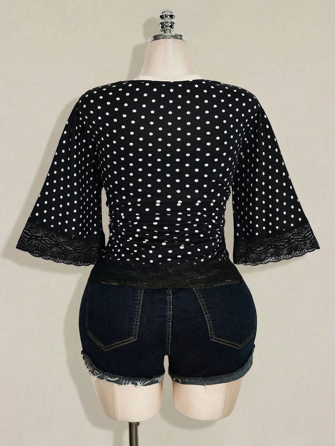 Plus Size Y2K Polka Dot Lace Patchwork Top – Sexy V-Neck Flare Sleeve Casual Blouse for Women