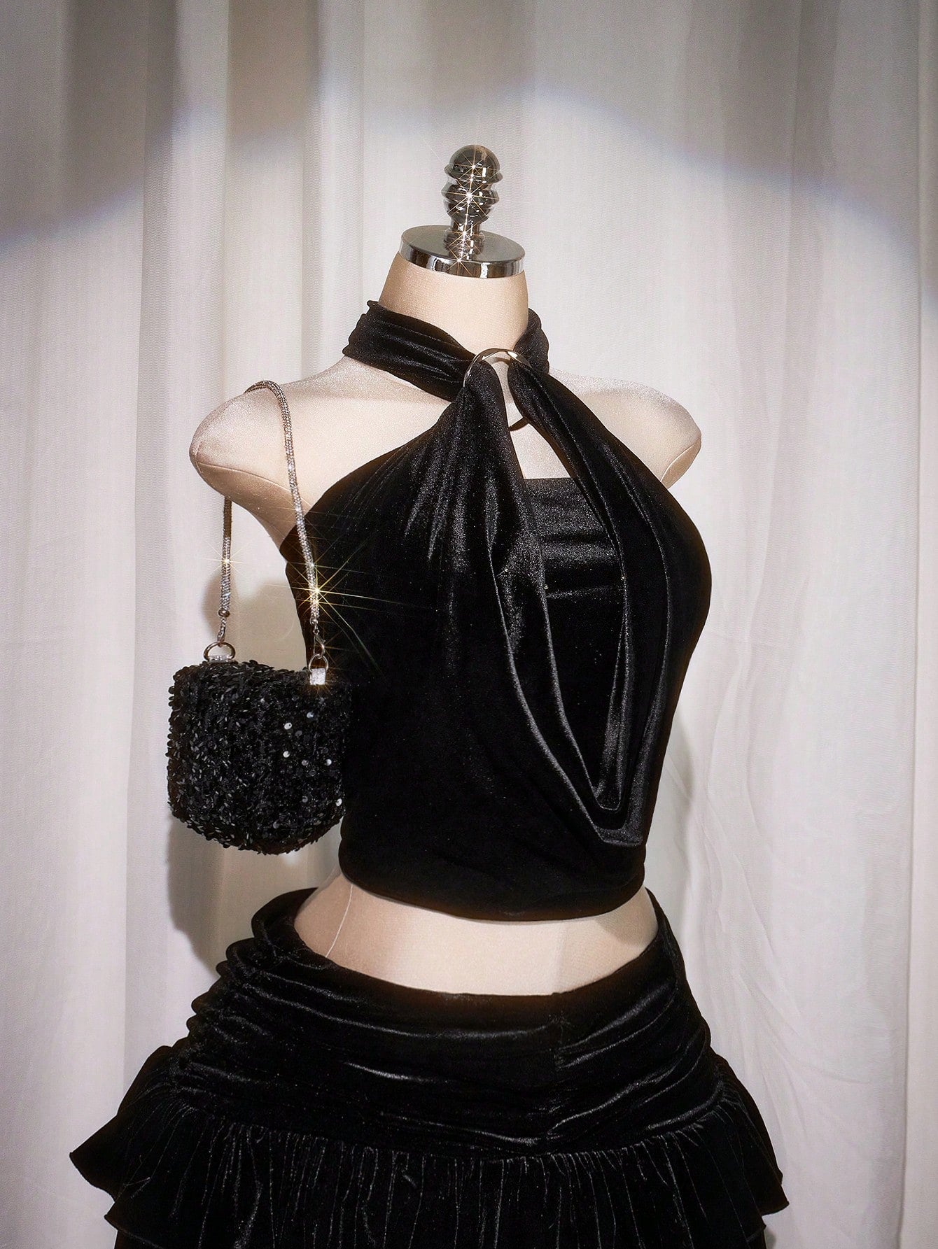 Plus Size Y2K Velvet Halter Top – Backless Ruffle Neck Boho Rave Party Tank for Women