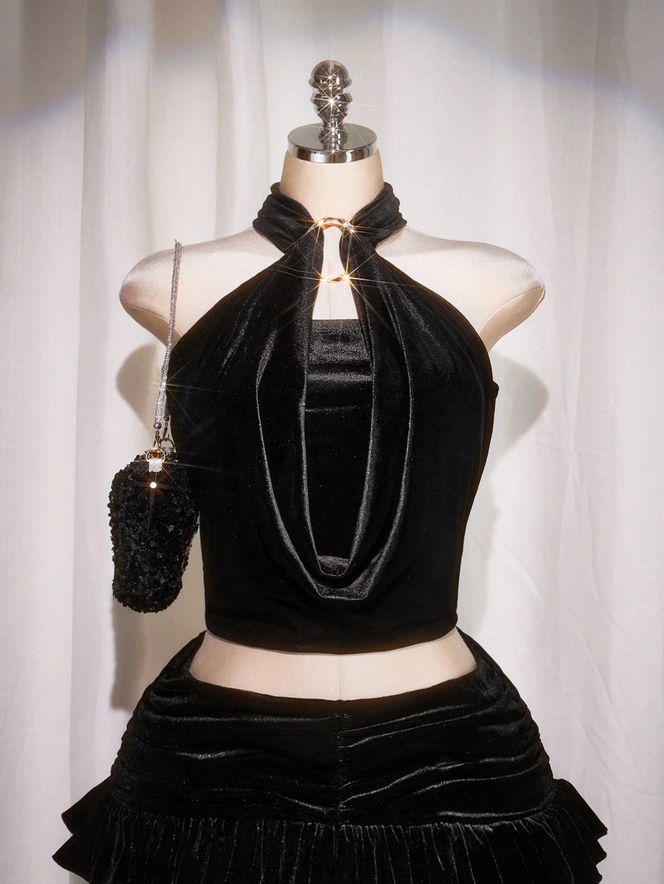 Plus Size Y2K Velvet Halter Top – Backless Ruffle Neck Boho Rave Party Tank for Women
