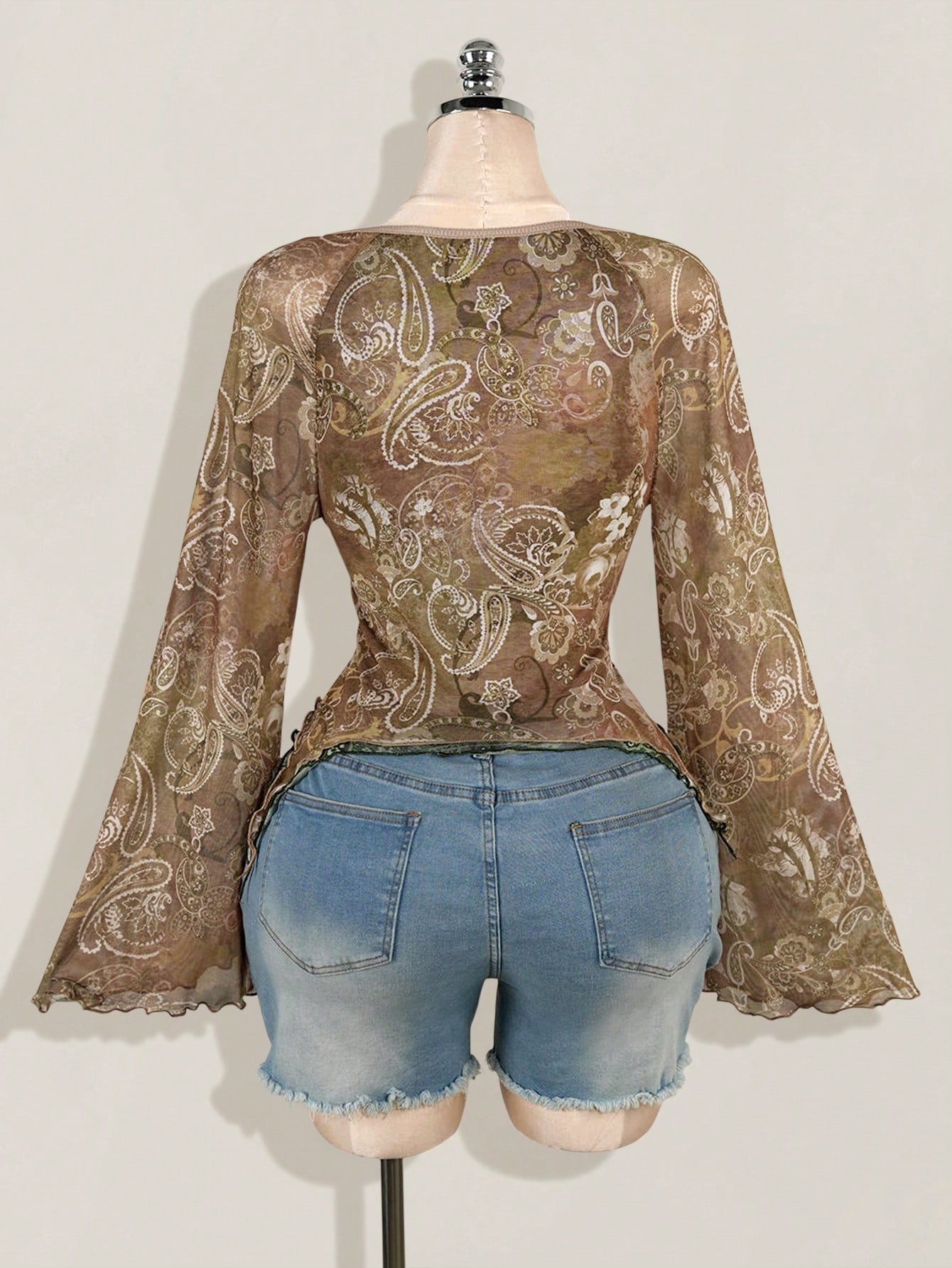 Bohemian Paisley Print T-Shirt for Women – Y2K Asymmetric Hem Bell Sleeve Fall Top