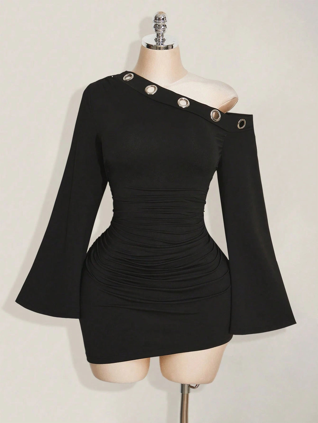Plus Size Black Asymmetrical Y2K Dress – Metal Eyelet Slim Fit Flared Sleeve Dress for Women