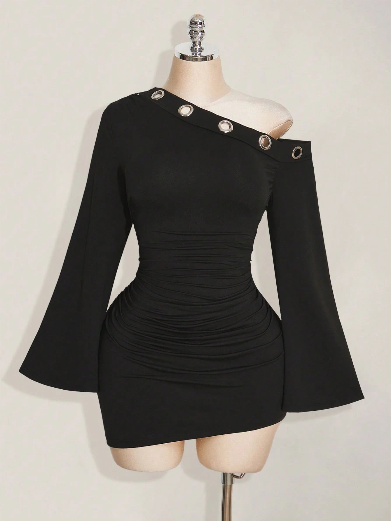 Plus Size Black Asymmetrical Y2K Dress – Metal Eyelet Slim Fit Flared Sleeve Dress for Women