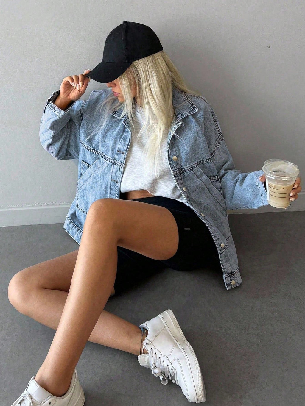 Women’s Oversized Denim Jacket – Drop Shoulder Long Sleeve Button-Up Casual Loose Fit Jean Jacket