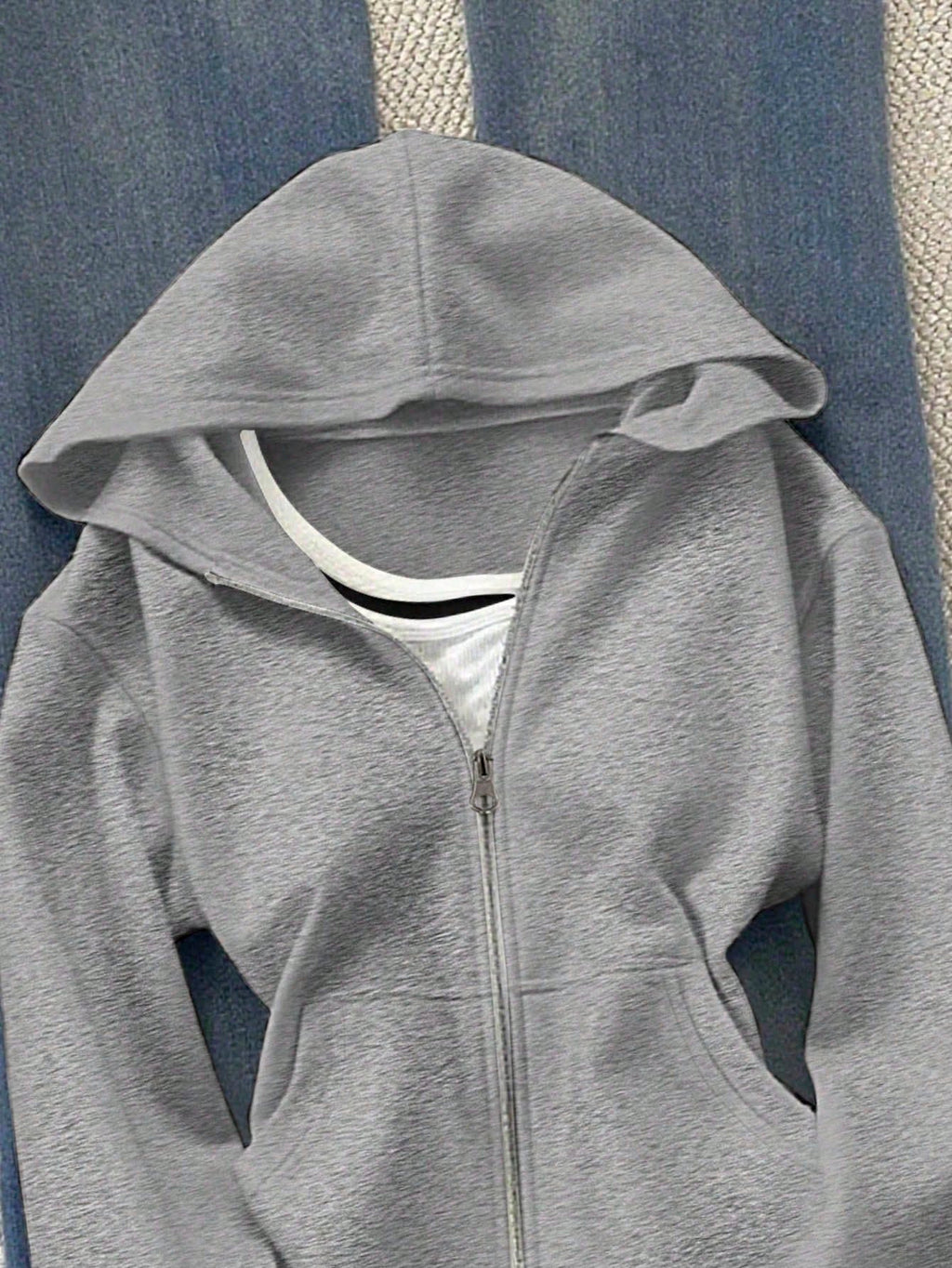 Women’s Solid Color Hooded Zip-Up Jacket – Casual Lightweight Hoodie Jacket for Everyday Wear